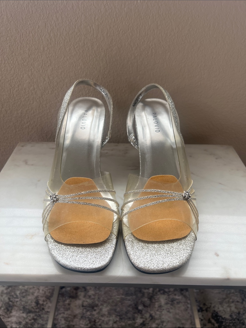 Vintage PAULO VIO Silver Glitter Slingback Sandals. *Never Worn*.